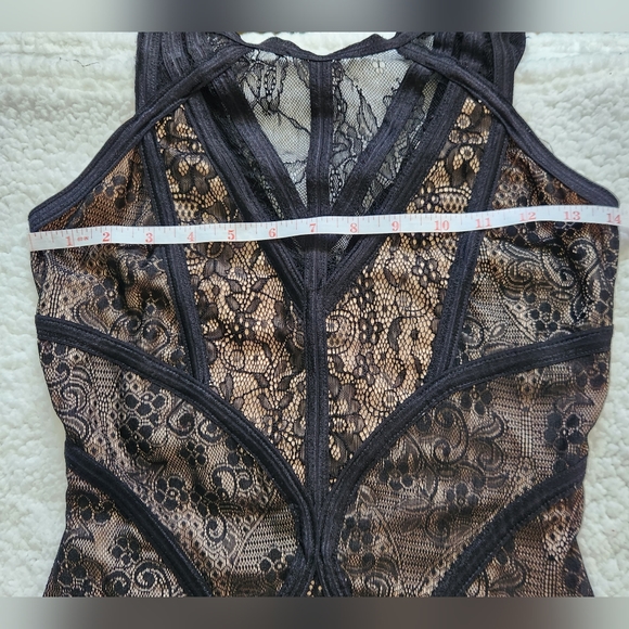 Forever 21 - Picture 6 of 8